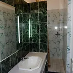 Апарт-отель Hotel-residence Le Grillon 2*