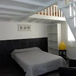 Апарт-отель Hotel-residence Le Grillon 2*