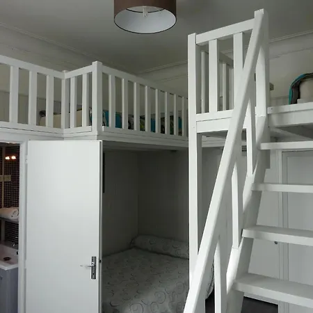 Hotel-residence Le Grillon