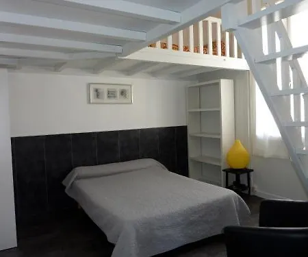 Aparthotel Hôtel-résidence Le Grillon 2*