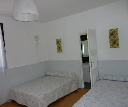 Hotel-residence Le Grillon 2* 아르카숑