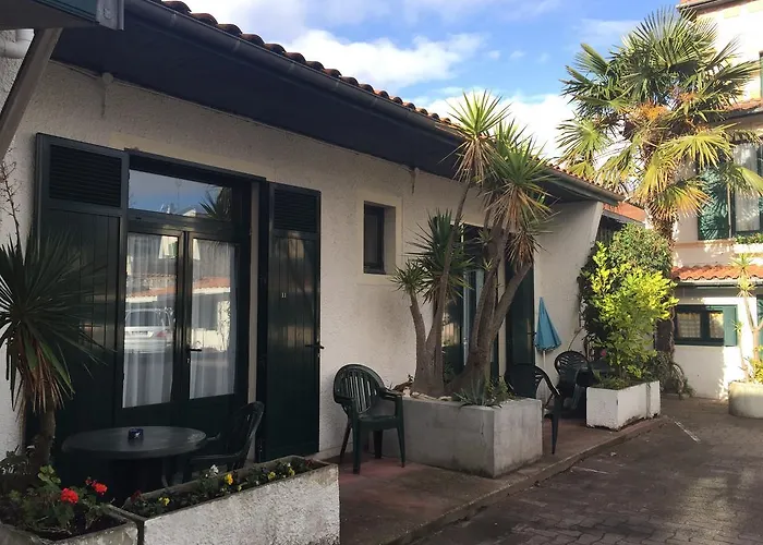 Hôtel-résidence Le Grillon Apart-hotel Arcachon