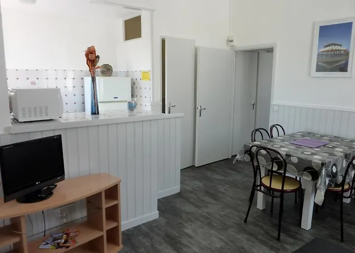 아파트호텔 Hotel-residence Le Grillon