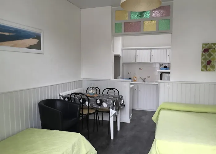 Hôtel-résidence Le Grillon