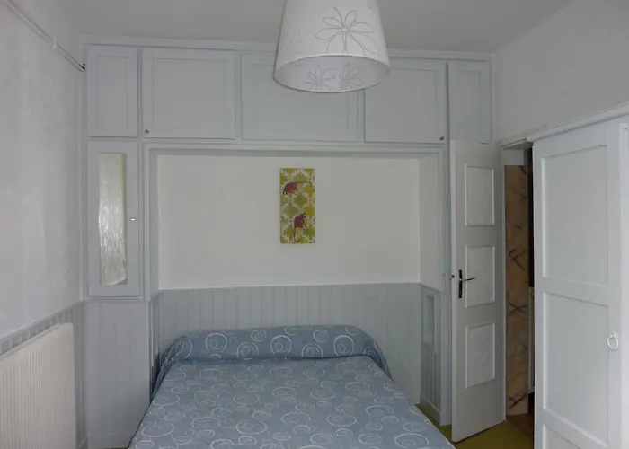 Hôtel-résidence Le Grillon 2* Arcachon